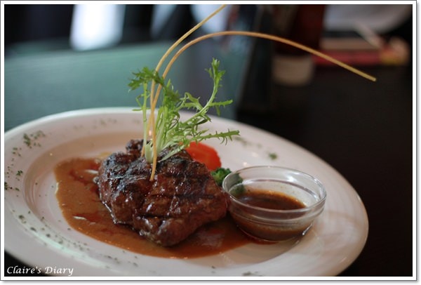 20251024-vydqh 20251024-vydqh