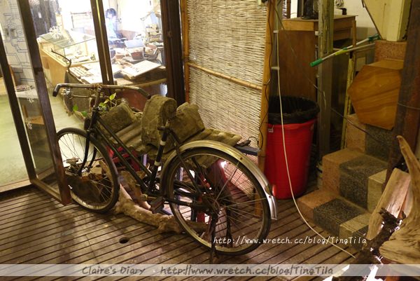 20251024-4x86m 20251024-4x86m