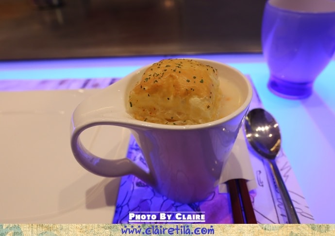 20251024-oey2p 20251024-oey2p