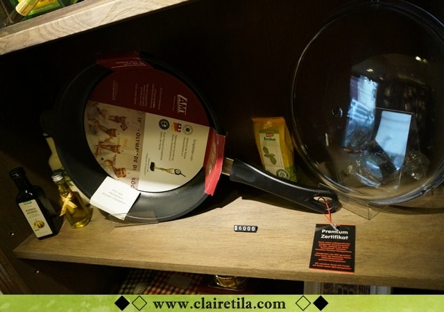 20251024-njb27 20251024-njb27