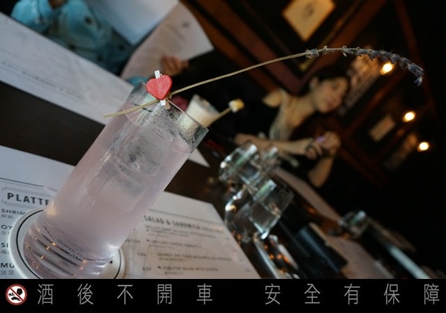 20251024-iu4p4 20251024-iu4p4