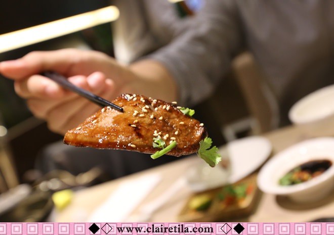 20251024-aki0u 20251024-aki0u