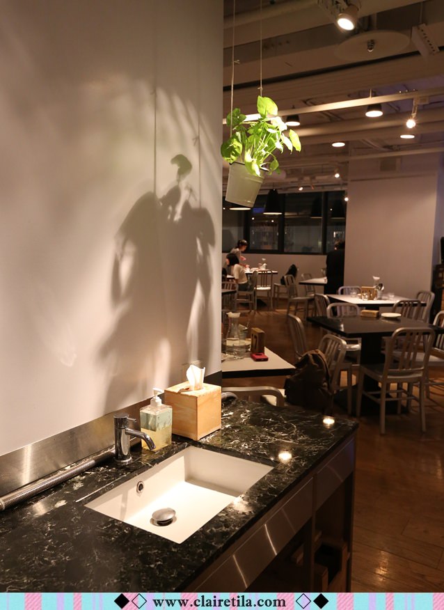 20251024-e8e2v 20251024-e8e2v