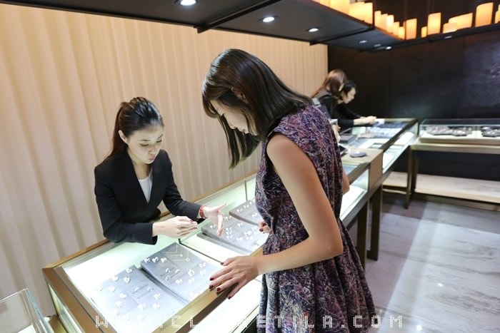 20251024-rg758 20251024-rg758