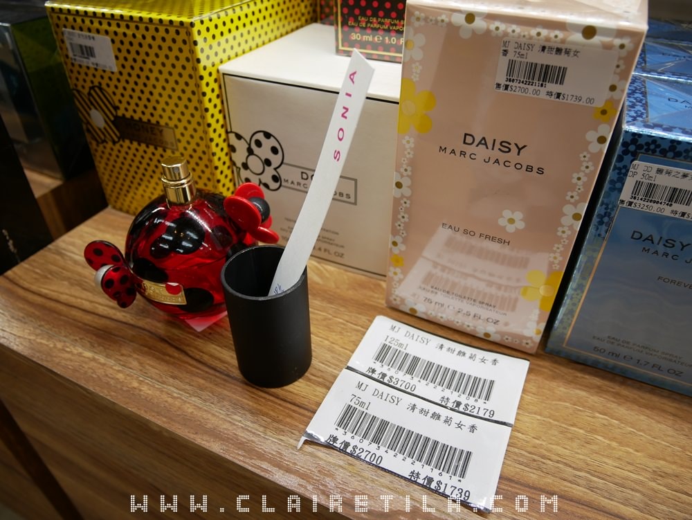 20251024-0j5bz 20251024-0j5bz