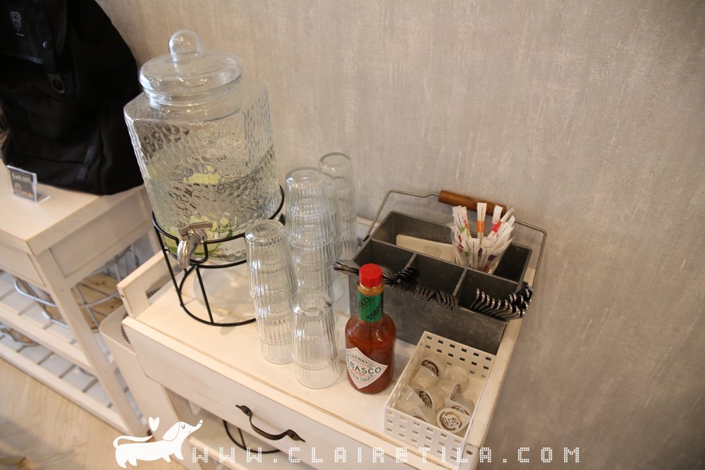 20251024-lv6zj 20251024-lv6zj