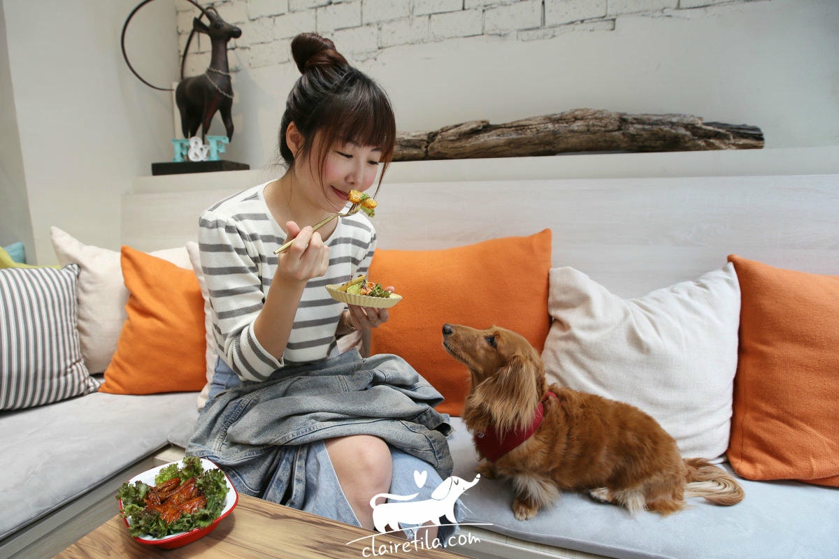 20251024-ek3aw 20251024-ek3aw