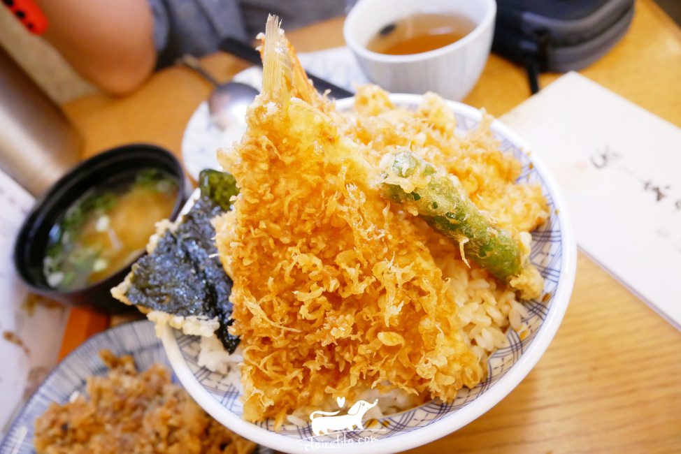 20251024-8xi03 20251024-8xi03