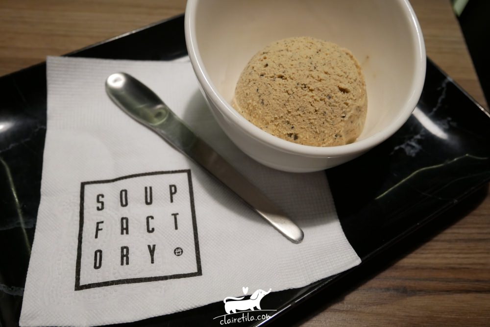 20251024-a8n2j 20251024-a8n2j