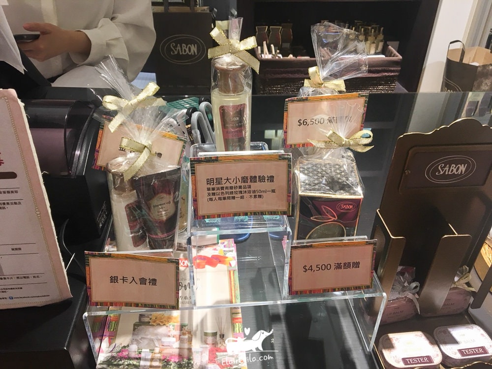 20251024-lu0fk 20251024-lu0fk