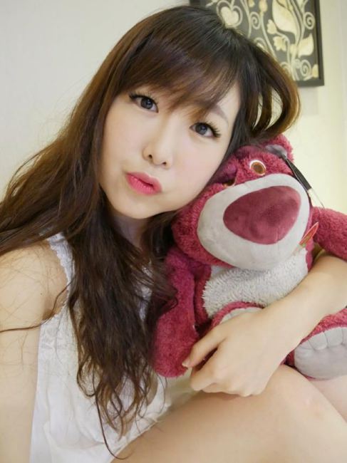 20251024-m0iqo 20251024-m0iqo