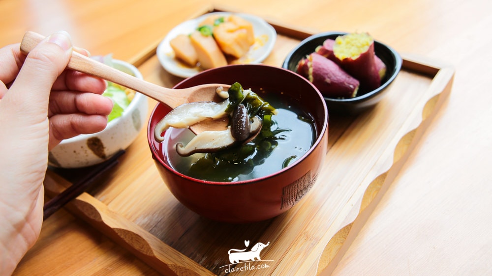 20251024-mkzbo 20251024-mkzbo