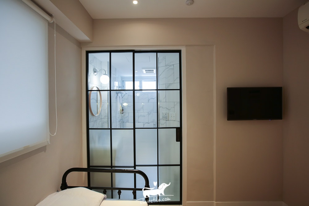 20251024-uog8j 20251024-uog8j