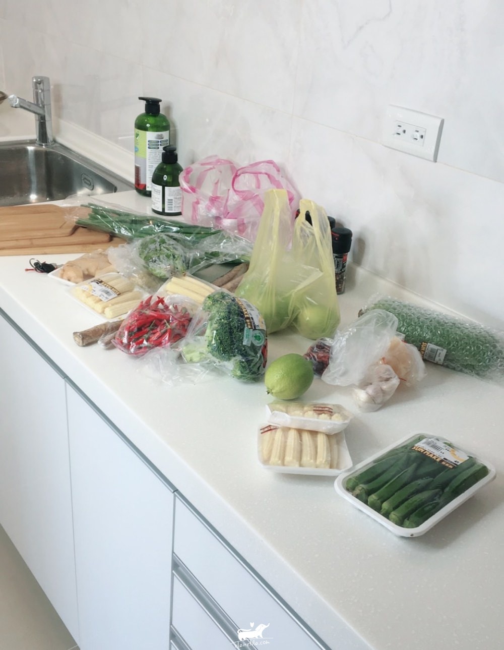 20251024-dbz7v 20251024-dbz7v