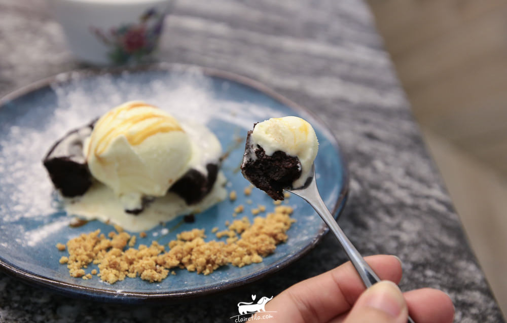 20251024-oac82 20251024-oac82