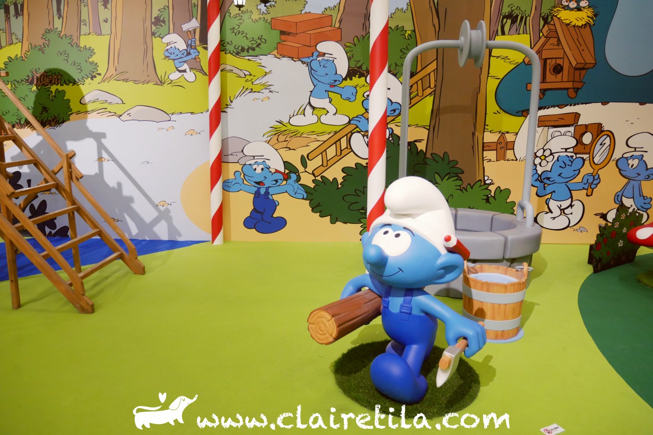 中正紀念堂》藍色小精靈展覽攻略！搶先看巨型小精靈與卡通蘑菇屋♥♥