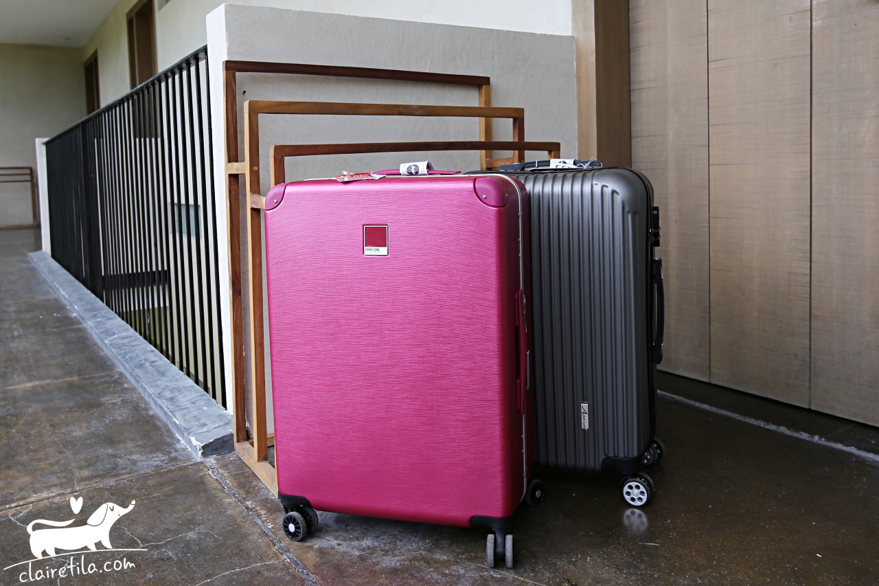 輕量行李箱開箱》PANTONE UNIVERSE 輕奢鋁框箱 櫻花紅！25吋♥♥