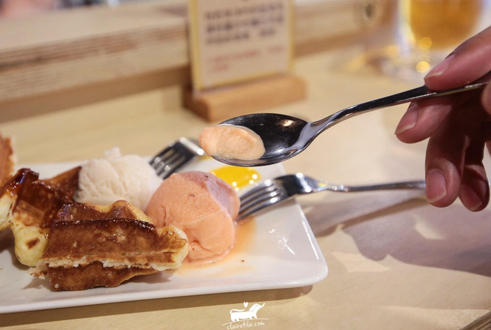 20251024-aya6s 20251024-aya6s