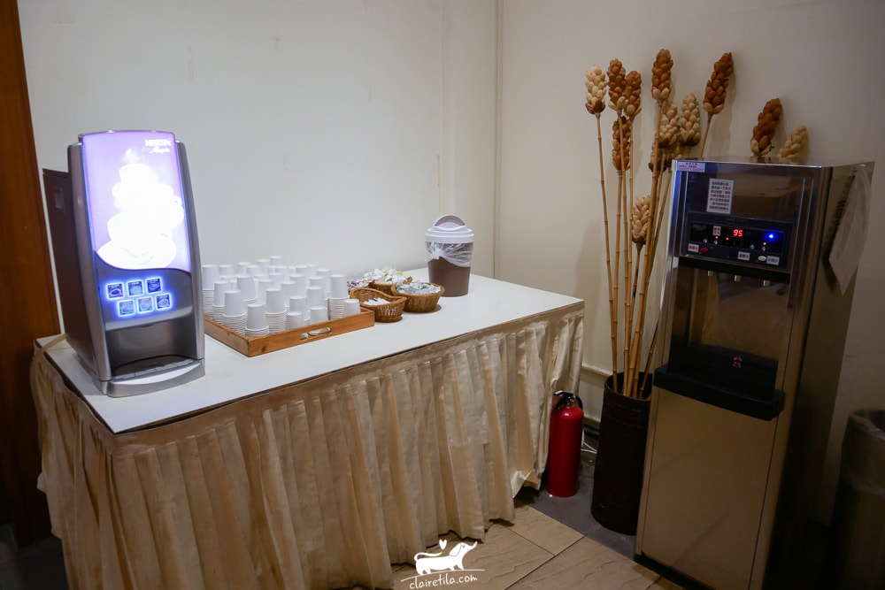 20251024-uf77b 20251024-uf77b