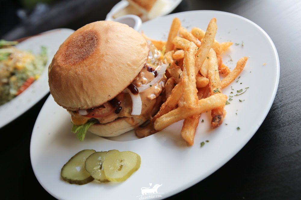 20251024-ik83s 20251024-ik83s