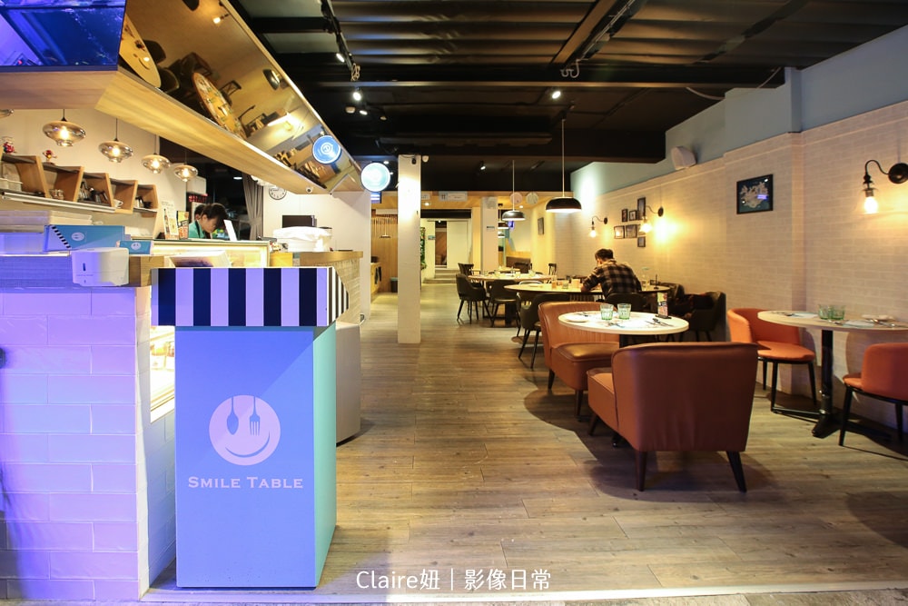 20251024-86qek 20251024-86qek