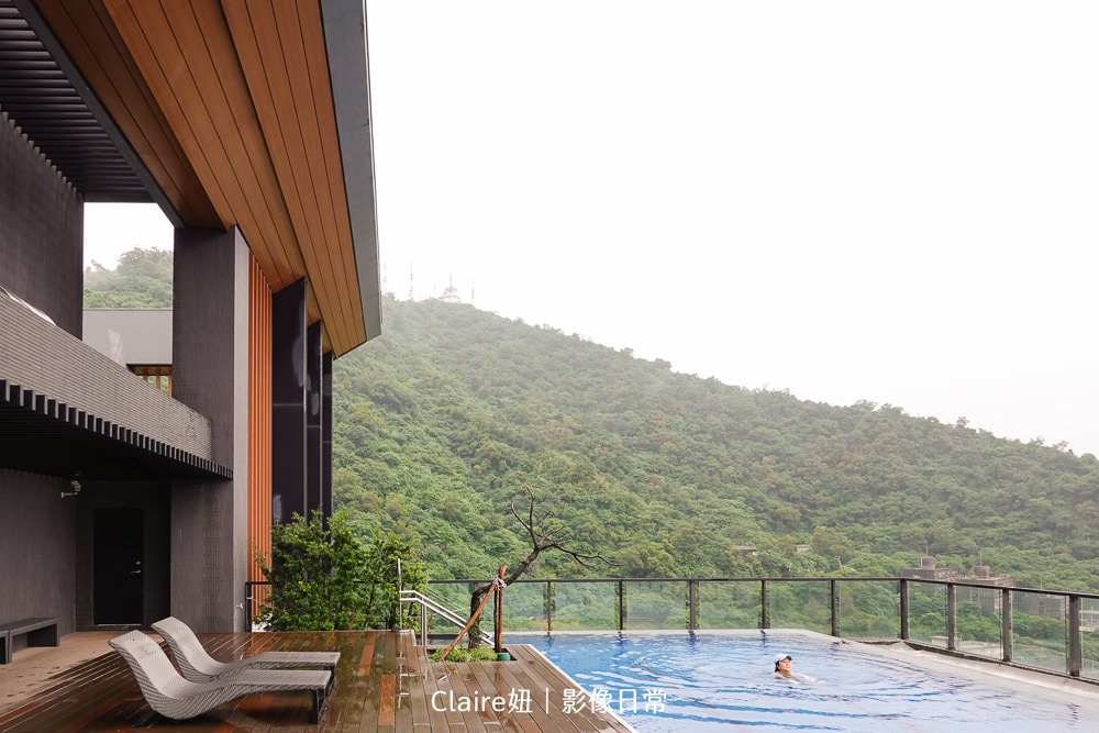 20251024-fxvji 20251024-fxvji