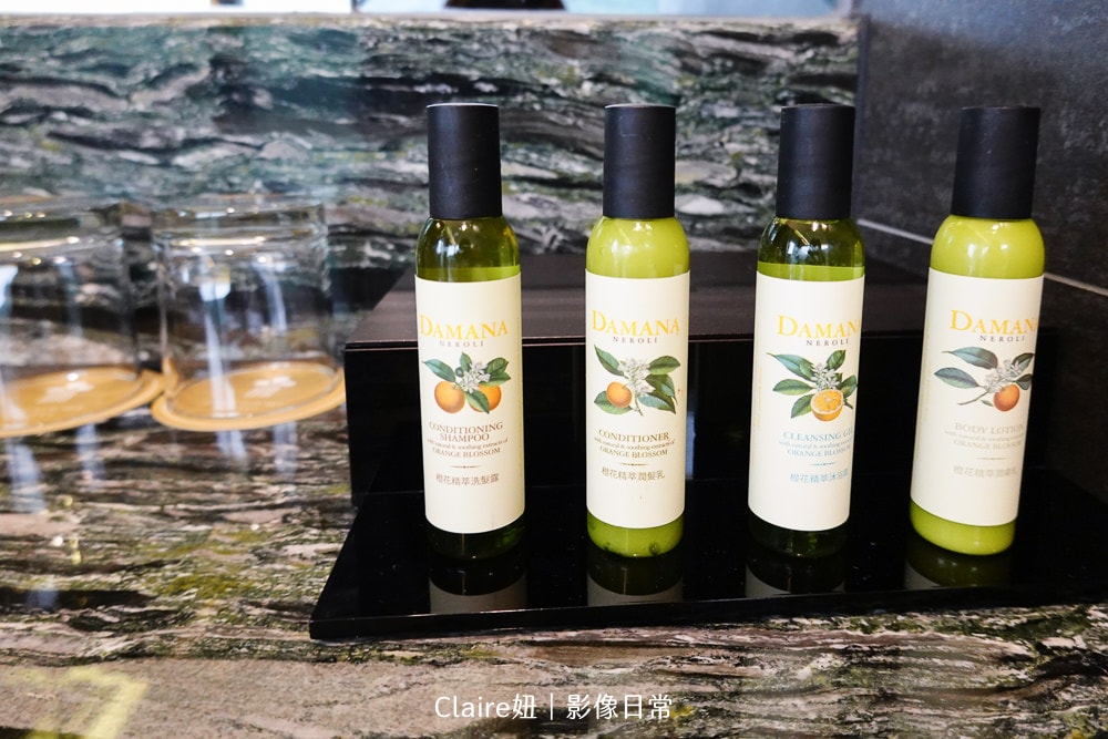 20251024-lq6ew 20251024-lq6ew