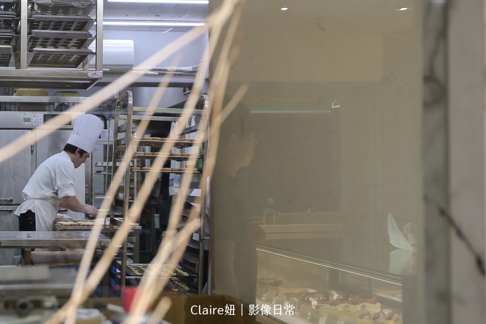 20251024-8jfzq 20251024-8jfzq