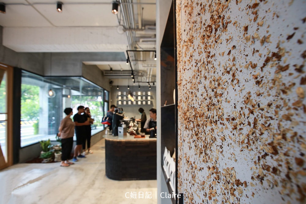 20251024-ekl0s 20251024-ekl0s