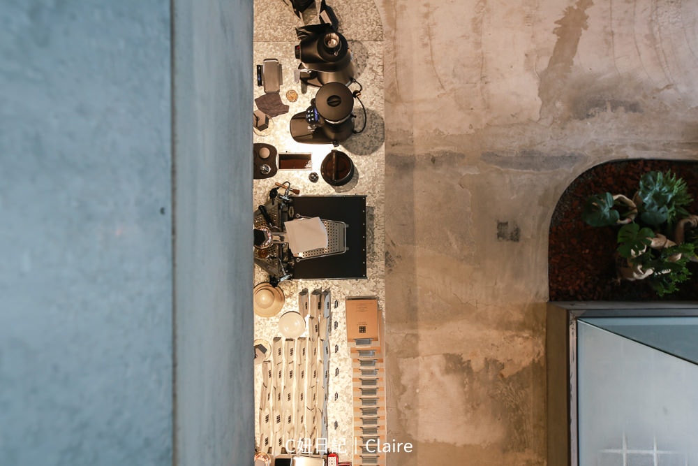 20251024-ia8ns 20251024-ia8ns