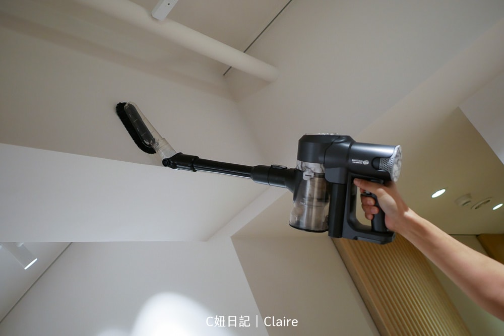 20251024-loo4b 20251024-loo4b