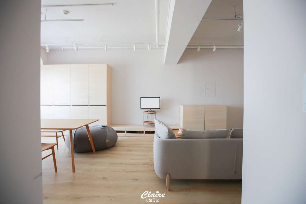 20251024-kq7me 20251024-kq7me