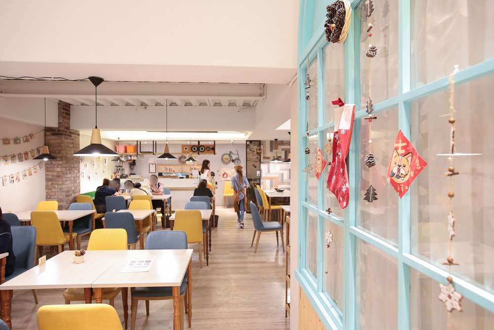 20251024-8pf2n 20251024-8pf2n