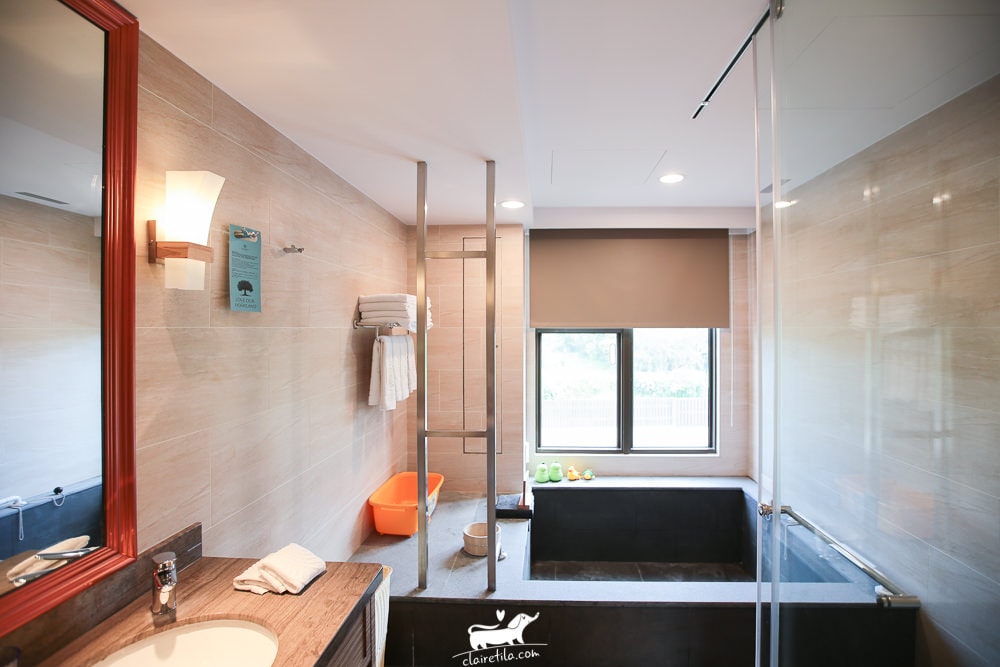 20251024-y4vqx 20251024-y4vqx