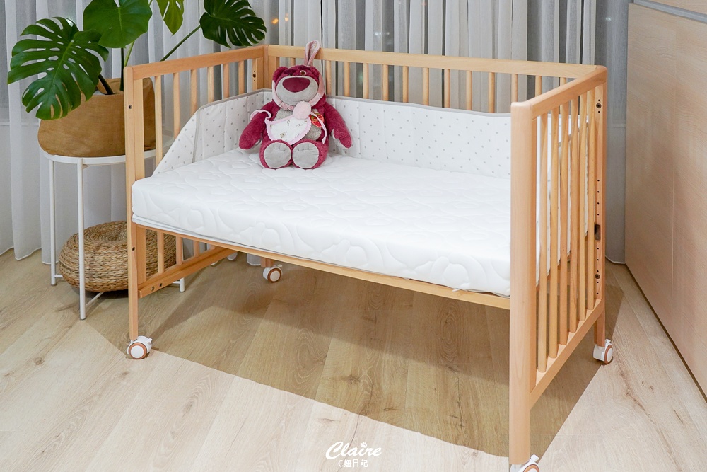 嬰兒床邊床分享！嬰兒床墊挑選重點公開～多功能實木嬰兒床 QSHION嬰兒透氣水洗床墊