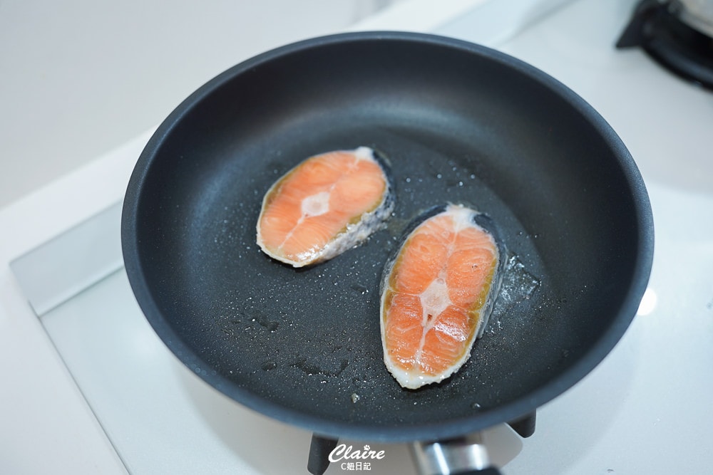 20251024-sf7zw 20251024-sf7zw