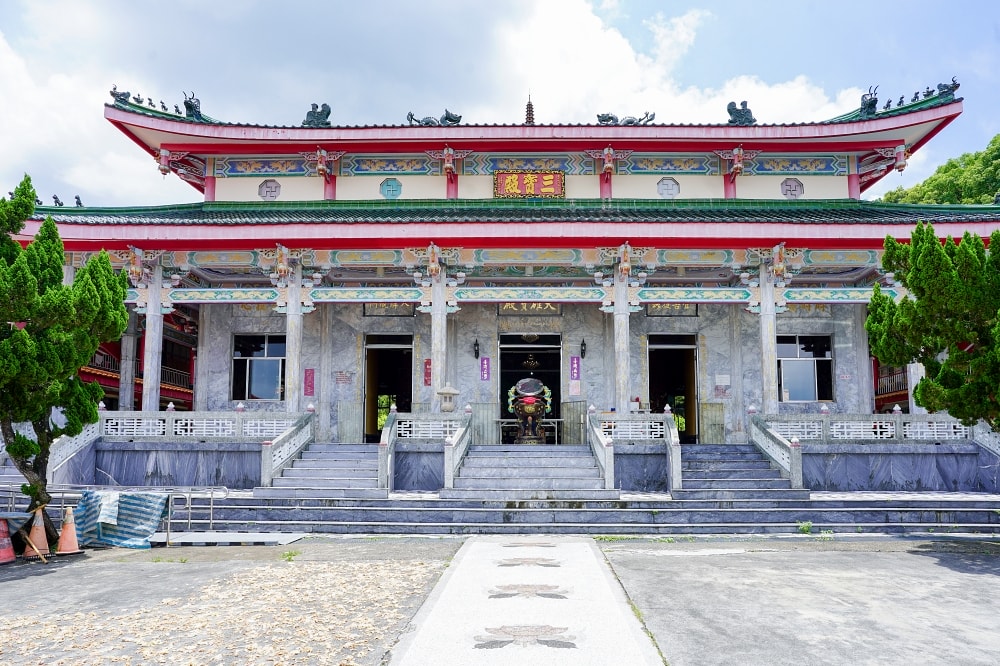 20251024-tajz4 20251024-tajz4