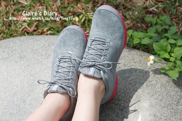 【穿搭】Reebok EasyTone形塑鞋‧踏出的每一步~都是在運動!!