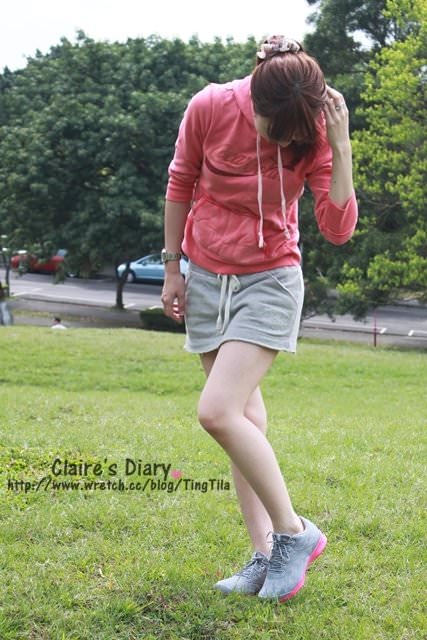 【穿搭】Reebok EasyTone形塑鞋‧踏出的每一步~都是在運動!!