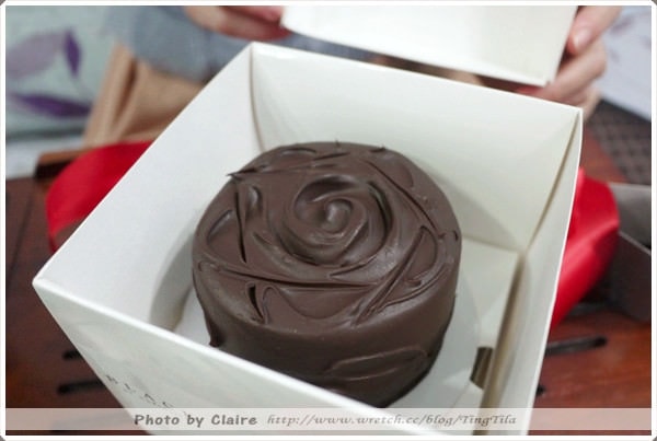 【甜點】2012情人節 ♥ BAC 經典巧克力x金色三麥 - 第5張圖
