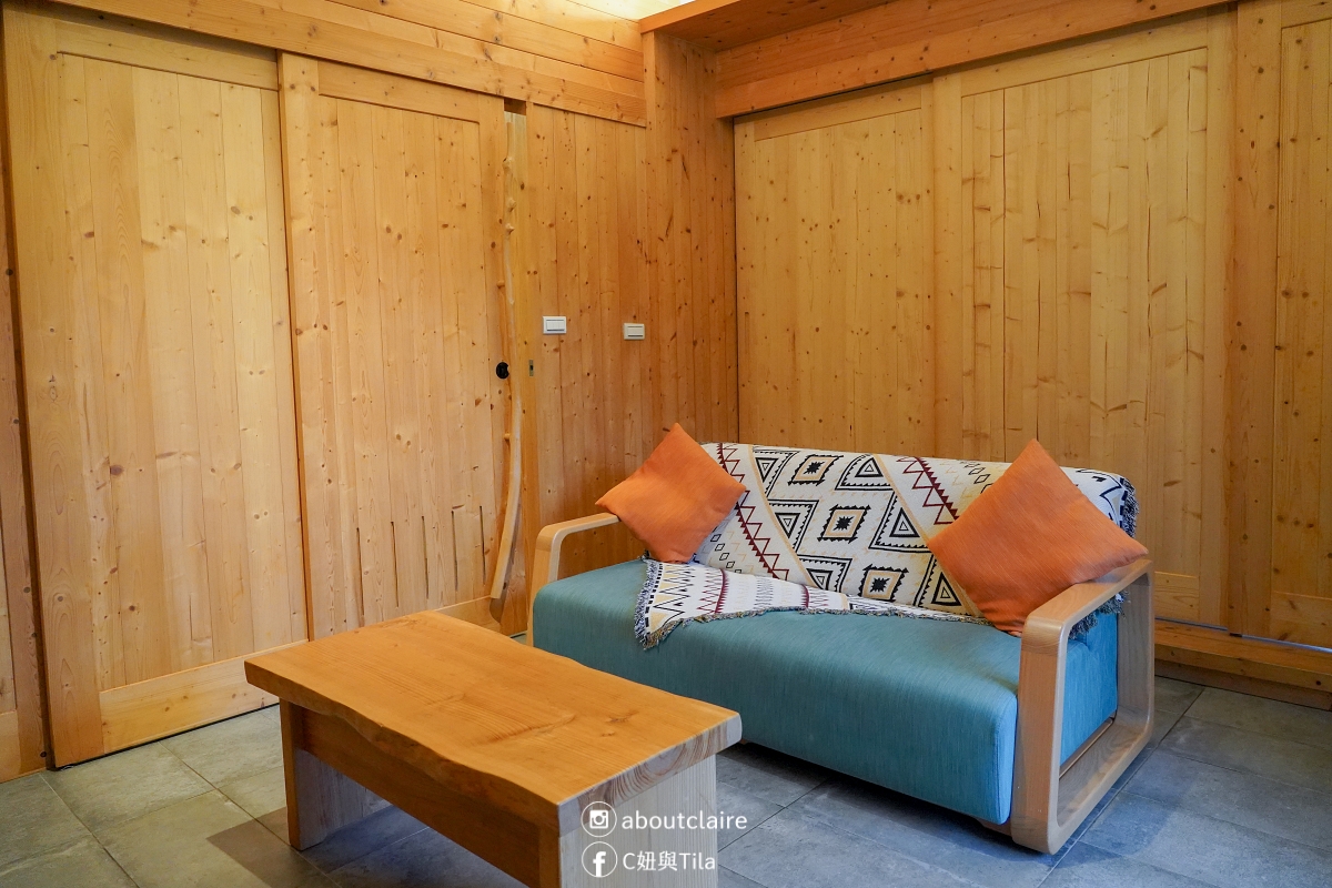 【日月潭寵物友善住宿】八番私人住宅 Residence 8｜草地放電四人房，親子毛孩入住心得-安靜到想多住一晚