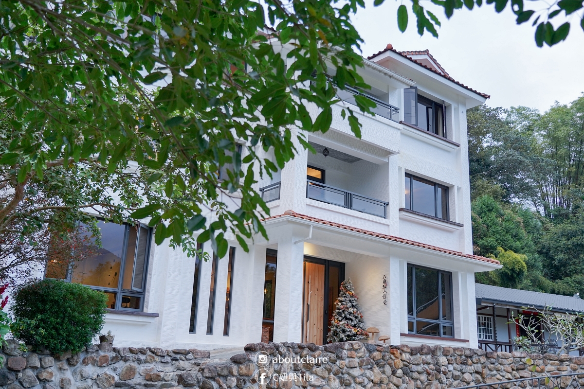 【日月潭寵物友善住宿】八番私人住宅 Residence 8｜草地放電四人房，親子毛孩入住心得-安靜到想多住一晚