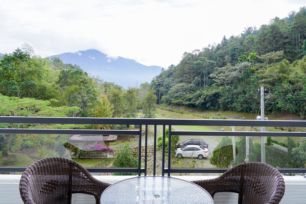 【日月潭寵物友善住宿】八番私人住宅 Residence 8｜草地放電四人房，親子毛孩入住心得-安靜到想多住一晚