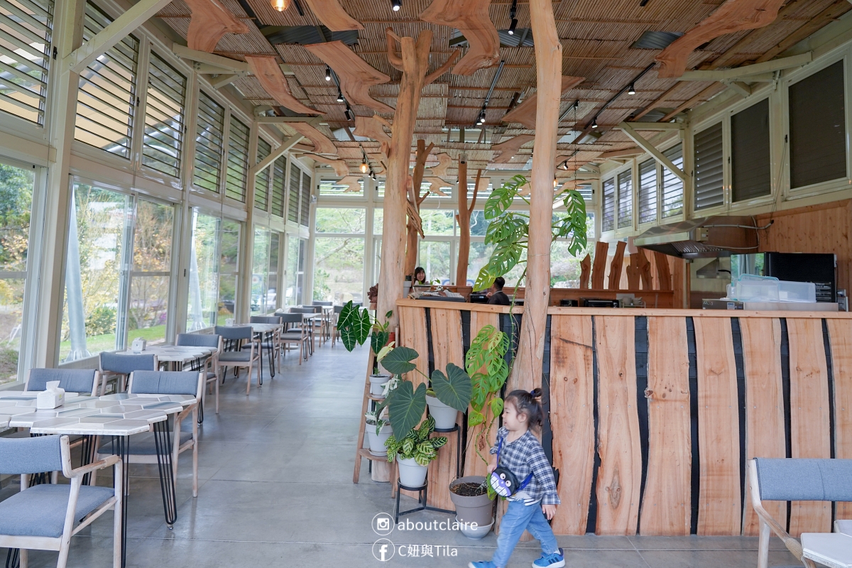 【日月潭寵物友善住宿】八番私人住宅 Residence 8｜草地放電四人房，親子毛孩入住心得-安靜到想多住一晚