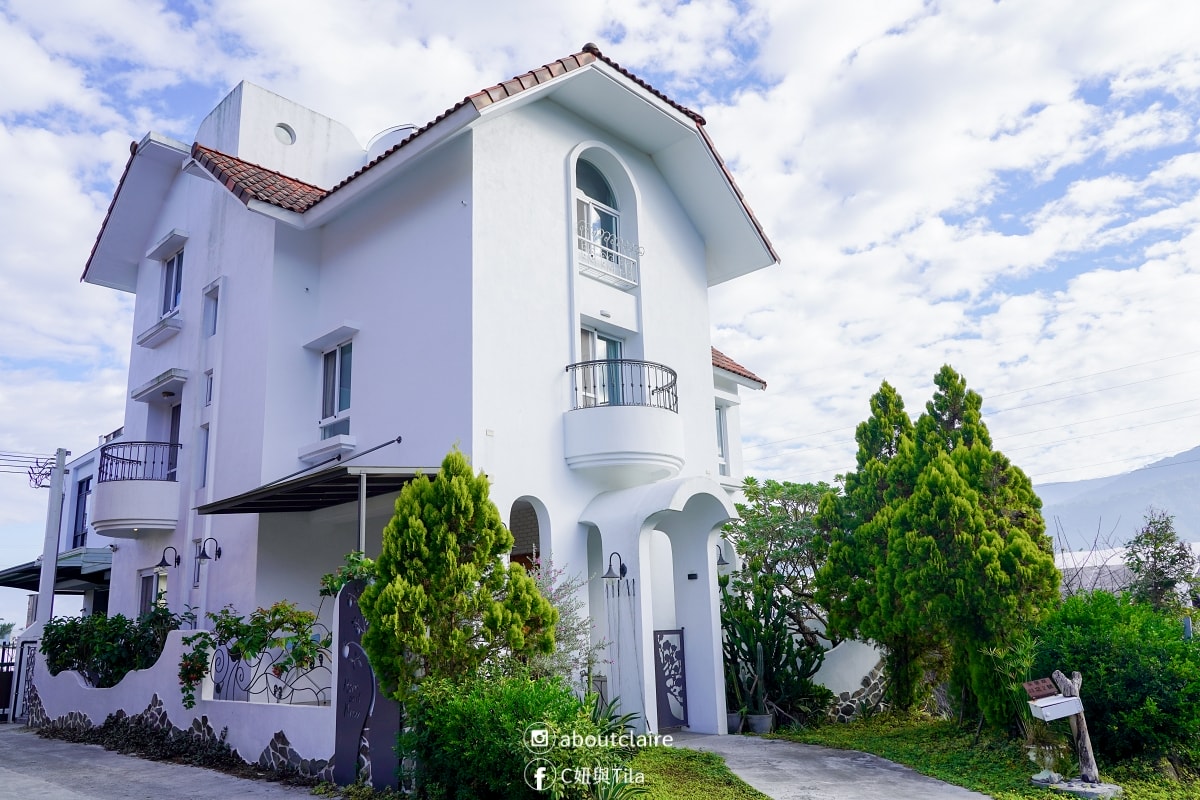 【南投埔里包棟民宿】希爾拉villa Here & Now Villa！親子寵物友善， 一家人住進純白泳池民宿