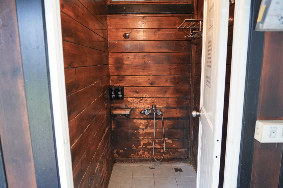 【新竹五峰寵物友善豪華露營】蟬說：霧繞 豐收地帳棚住宿開箱｜一泊二食×雲海美景×櫻花季