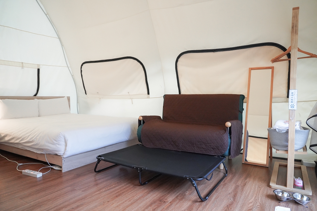 【新竹五峰寵物友善豪華露營】蟬說：霧繞 豐收地帳棚住宿開箱｜一泊二食×雲海美景×櫻花季