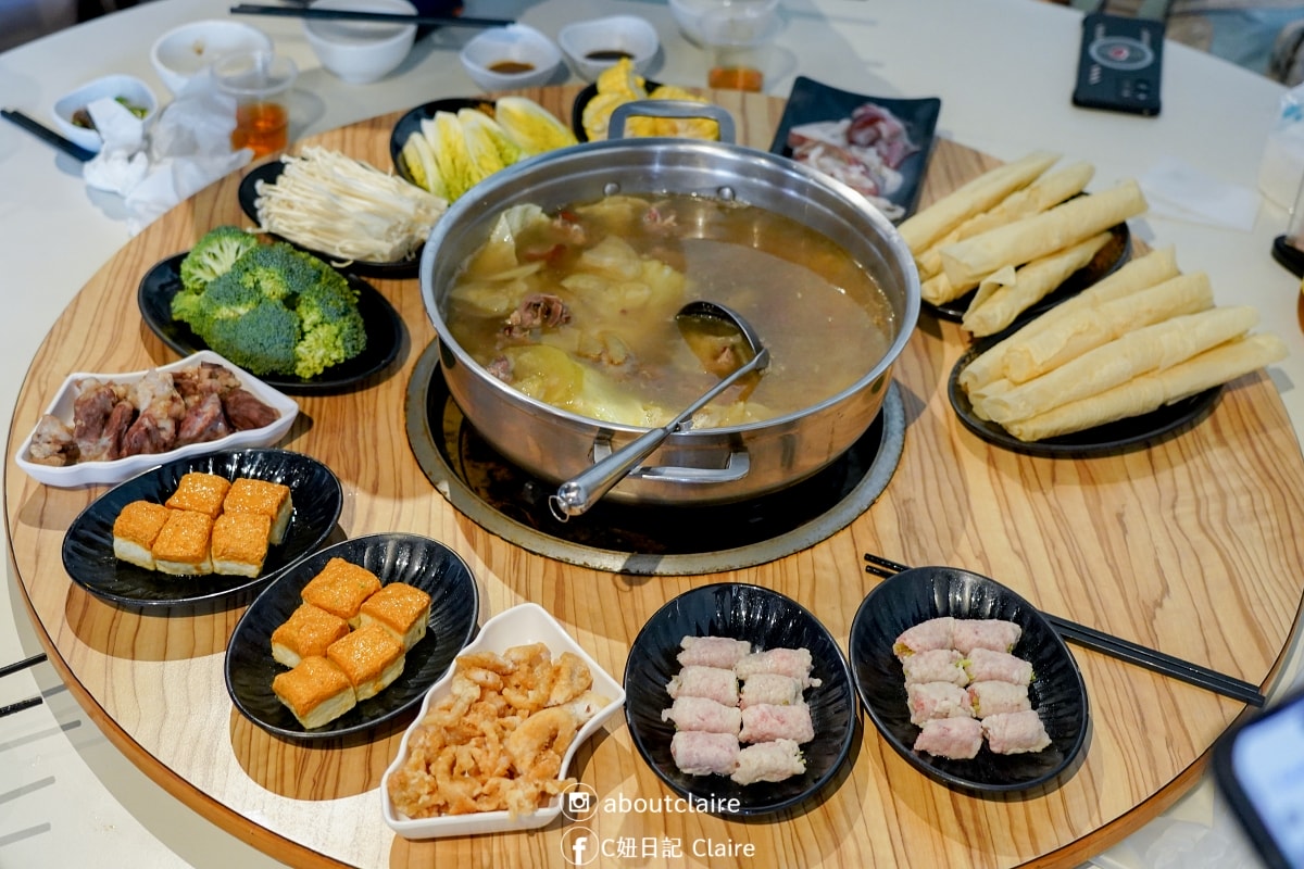台南美食｜福來小棧沙茶爐！特色西瓜綿鴨肉鍋、片皮鴨、義式香酥鴨