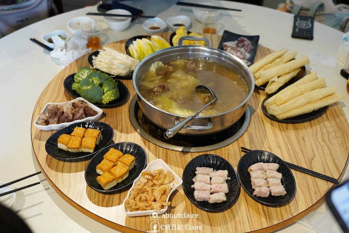 台南兩天一夜這樣玩｜百年運河夜遊、文化走讀、武聖夜市美食到臺南國家美術館