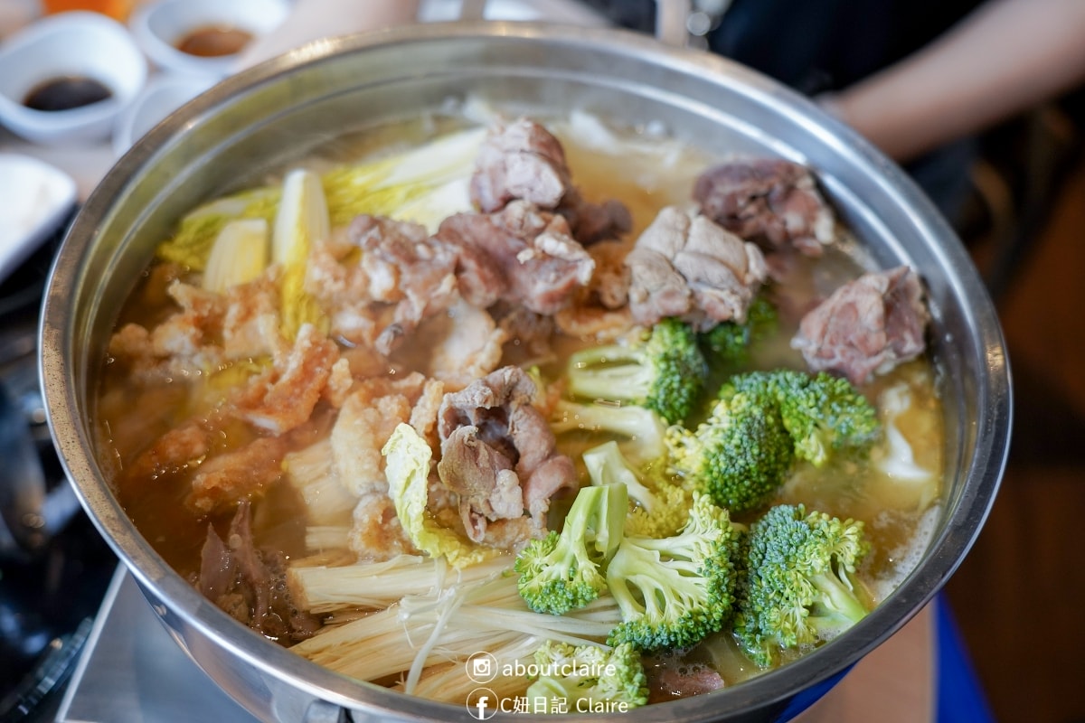 台南美食｜福來小棧沙茶爐！特色西瓜綿鴨肉鍋、片皮鴨、義式香酥鴨
